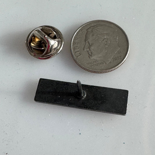 VINTAGE ROCKETDYNE APOLLO SATURN V ENGINE Escape Gravity Equation Lapel Pin