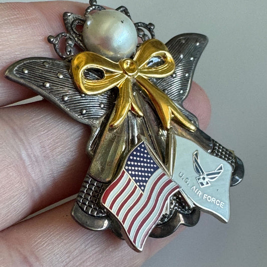 US Air Force Angel Support Ribbon Enamel Lapel Pin Brooch Mom Grandma Wife