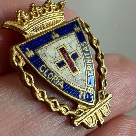 Vtg Instituto Divino Corazón Argentina Gloria Tibi Trinitas Pin School
