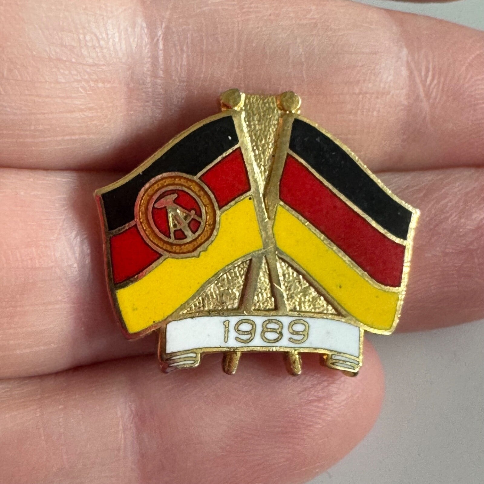 Vintage 1989 German Reunification Flag Enamel Lapel Pin East West Germany