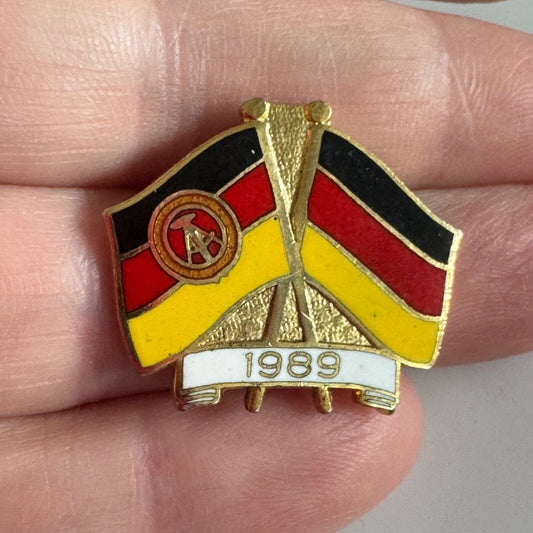 Vintage 1989 German Reunification Flag Enamel Lapel Pin East West Germany