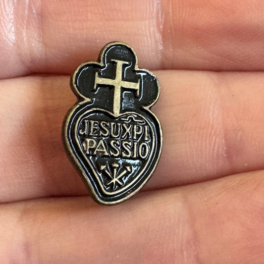 Vintage Catholic Jesu XPI Passio Passionist Heart Cross Pin