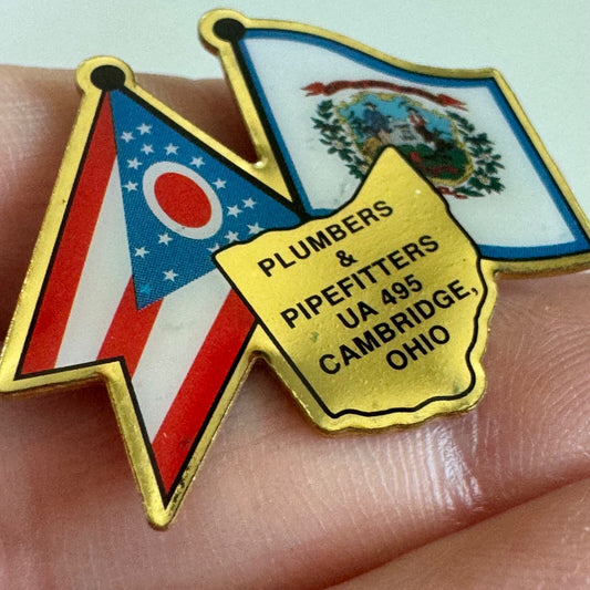 Vintage Plumbers & Pipefitters UA 495 Cambridge Ohio Flag Lapel Pin Union