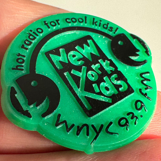 Vintage WNYC New York Kids Radio 93.9 Hot Radio for Cool Kids Plastic Lapel Pin