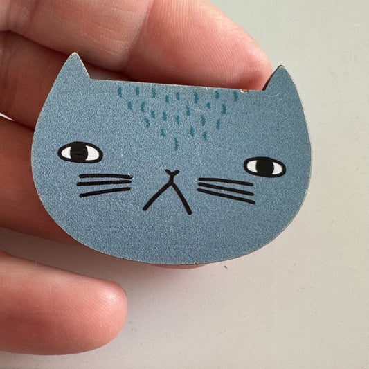 Donna Wilson MOG Wooden Cat Face Brooch Pin Grumpy Blue Cat