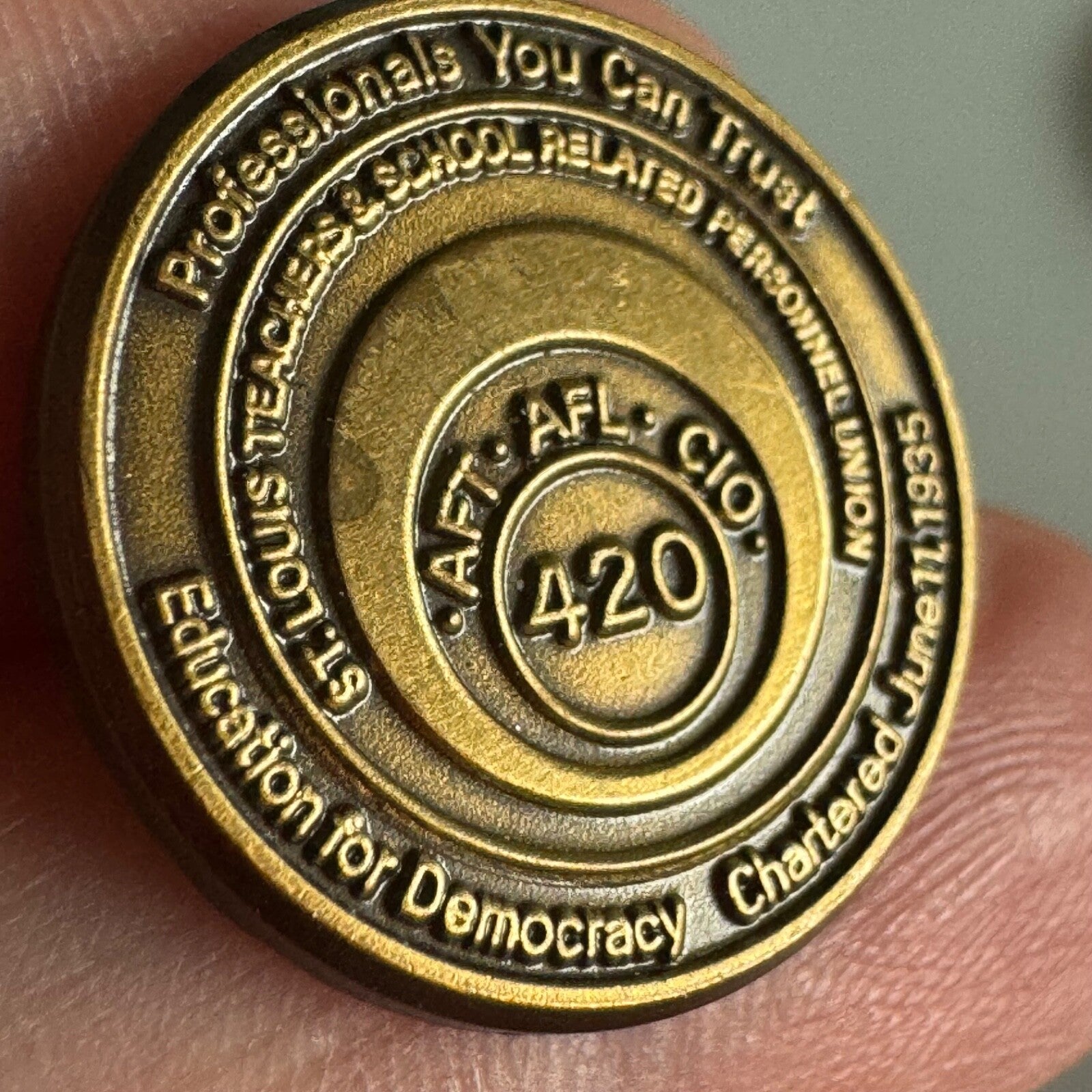 St. Louis AFT AFL-CIO Local 420 Union Pin – Teachers & School Personnel