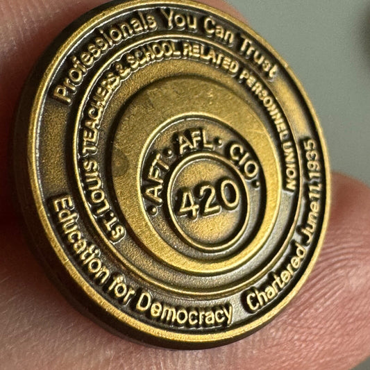 St. Louis AFT AFL-CIO Local 420 Union Pin – Teachers & School Personnel
