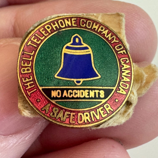 Vtg The Bell Telephone Company of Canada A Safe Driver No Accidents Lapel Pin