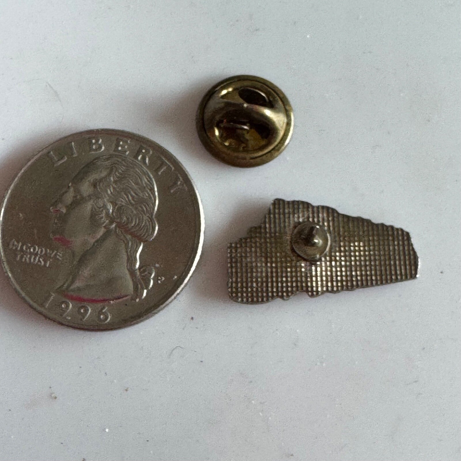 Vintage Santa Fe Locomotive Lapel Pin Tain