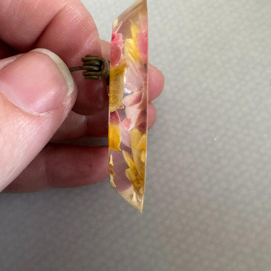 Vintage Reverse Carved Lucite Floral Pastel Brooch Beautiful! Hibiscus Tulips 