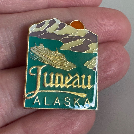 Juneau Alaska Cruise Ship Souvenir Lapel Pin – Juneau, AK, USA