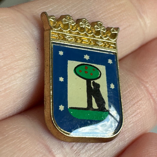 Madrid Coat of Arms Pin – Bear and Tree Design with Crown Souvenir Tourist