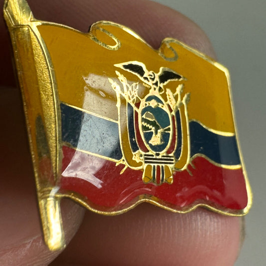 Vintage Ecuador Flag Lapel Pin Souvenir Tourist 