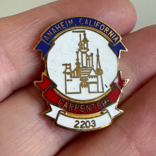 Vintage Anaheim California Disneyland Castle UBC Carpenters Local 2203 Union Pin
