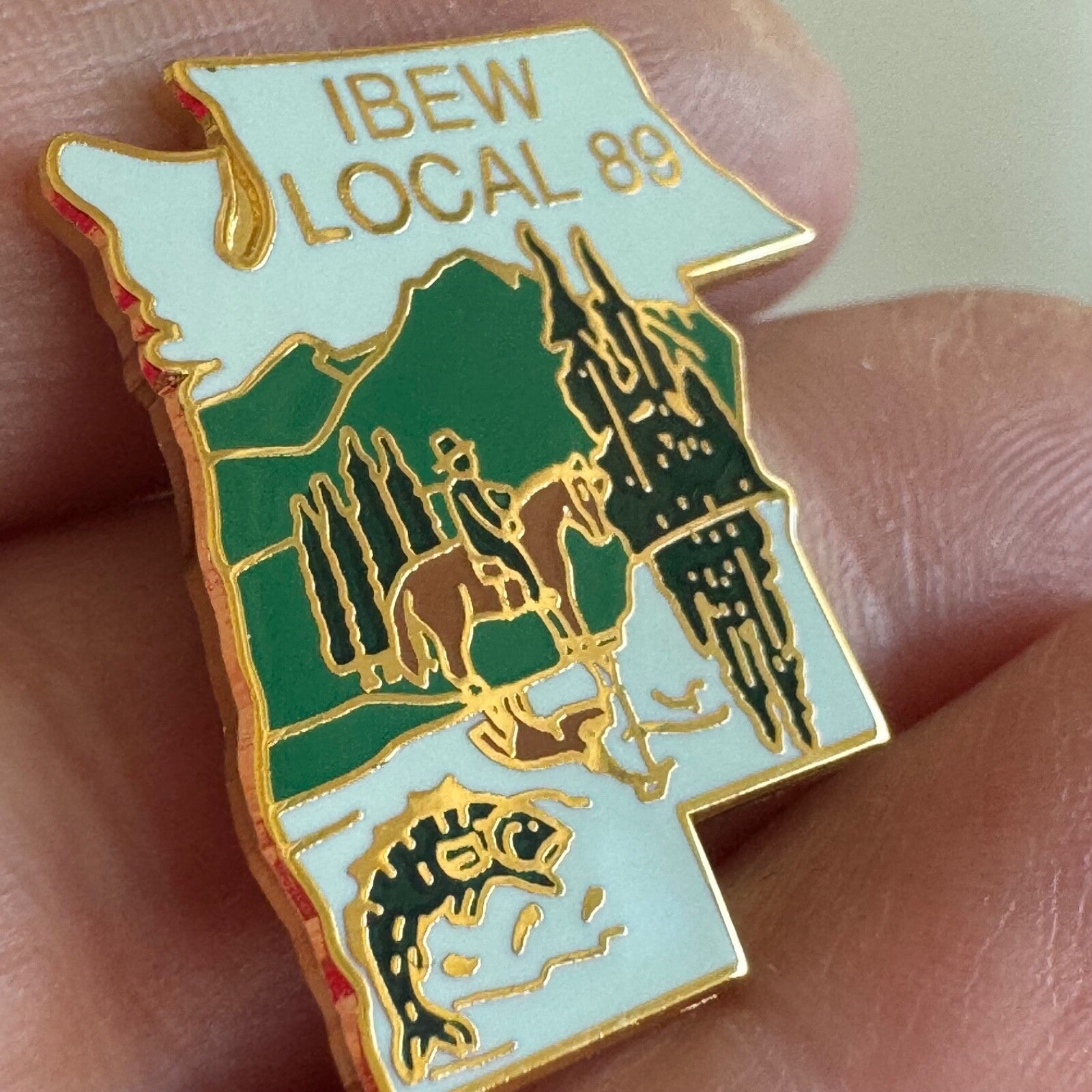 Vintage IBEW Local 89 Lapel Pin Electrical Workers Union Northwest US