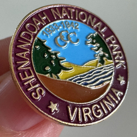 Vtg Shenandoah National Park Virginia Civilian Conservation Corps 1933-42 Pin