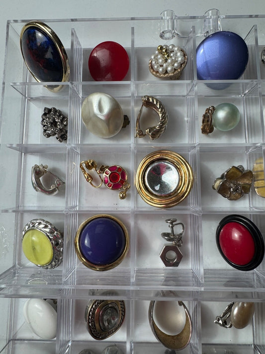Vintage Signed & Unsigned SINGLE Clip-On Earrings Jewelry Lot Crafts/Wear 48pcs