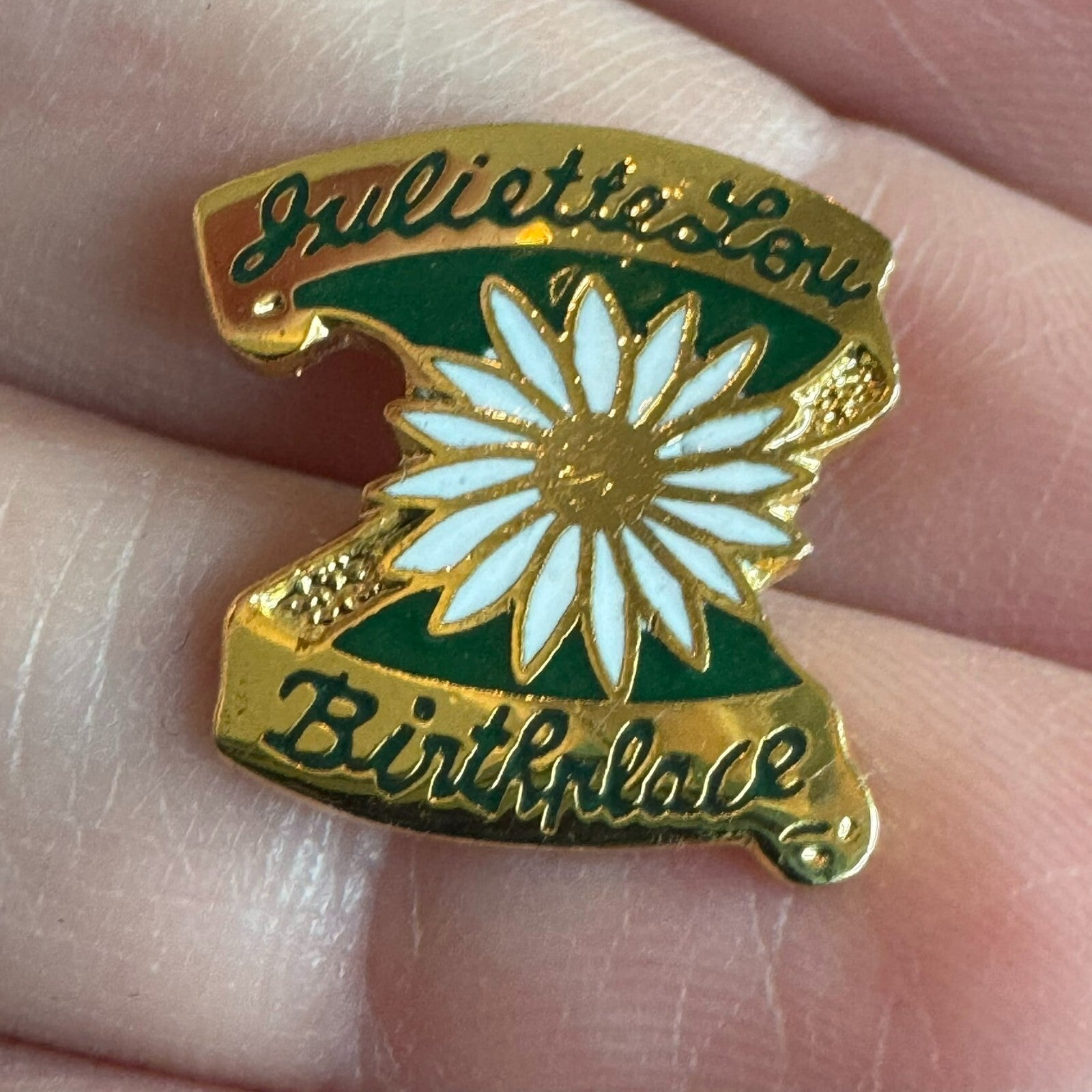 Vintage Juliette Low Birthplace Lapel Pin Girl Scouts