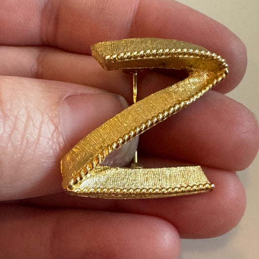 Vintage Letter Z Initial Gold Tone Brooch Pin New Old Stock