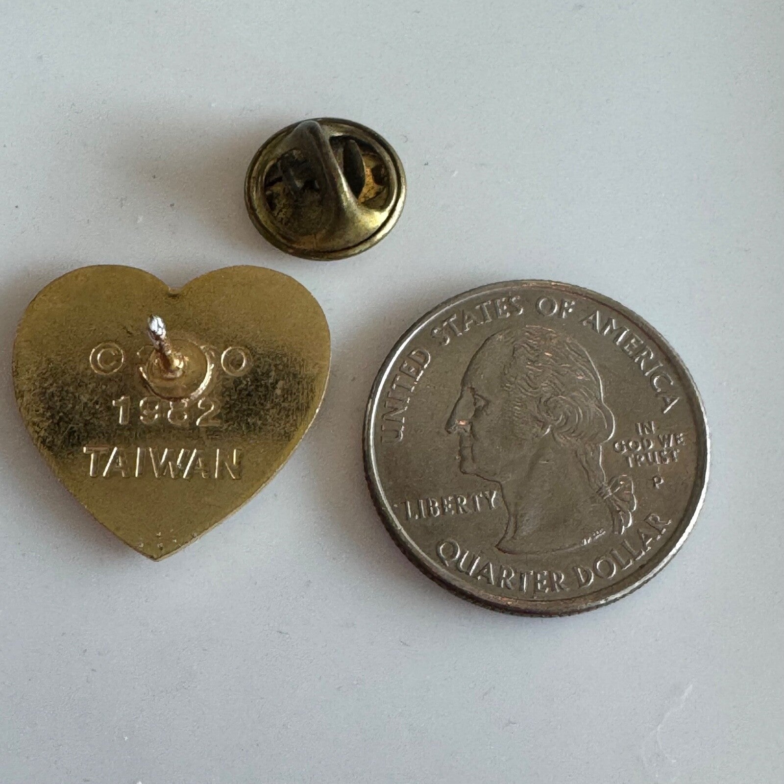 I ❤️ SF San Francisco Heart Shaped Gold Tone Enamel Pin Love