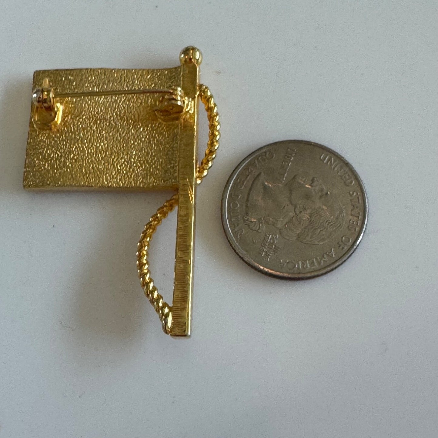 Gold Tone Rhinestone United States Flag Brooch Pin American Red White Blue