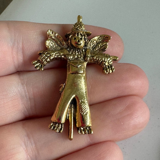 Vintage Gold Tone Scarecrow Pin Autumn Harvest Halloween Jewelry 