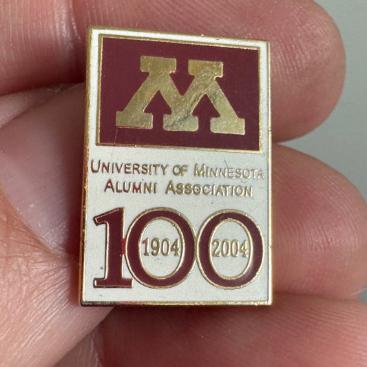 Vtg 2004 100 Years University of Minnesota Alumni Association Golden Gopher Pin