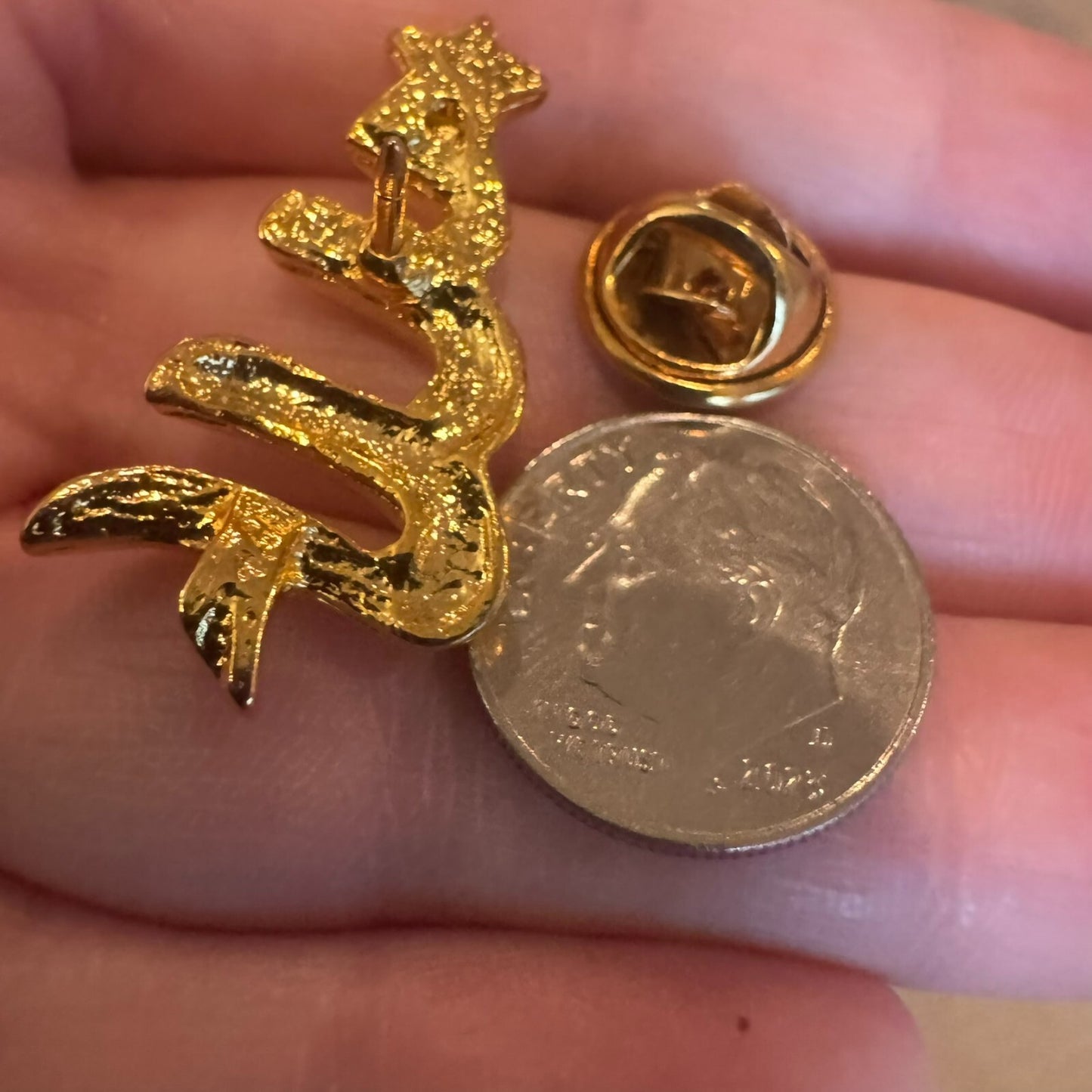 Christmas Tree Lapel Pin Brooch Gold Tone Multi-Colored Rhinestones Crystals