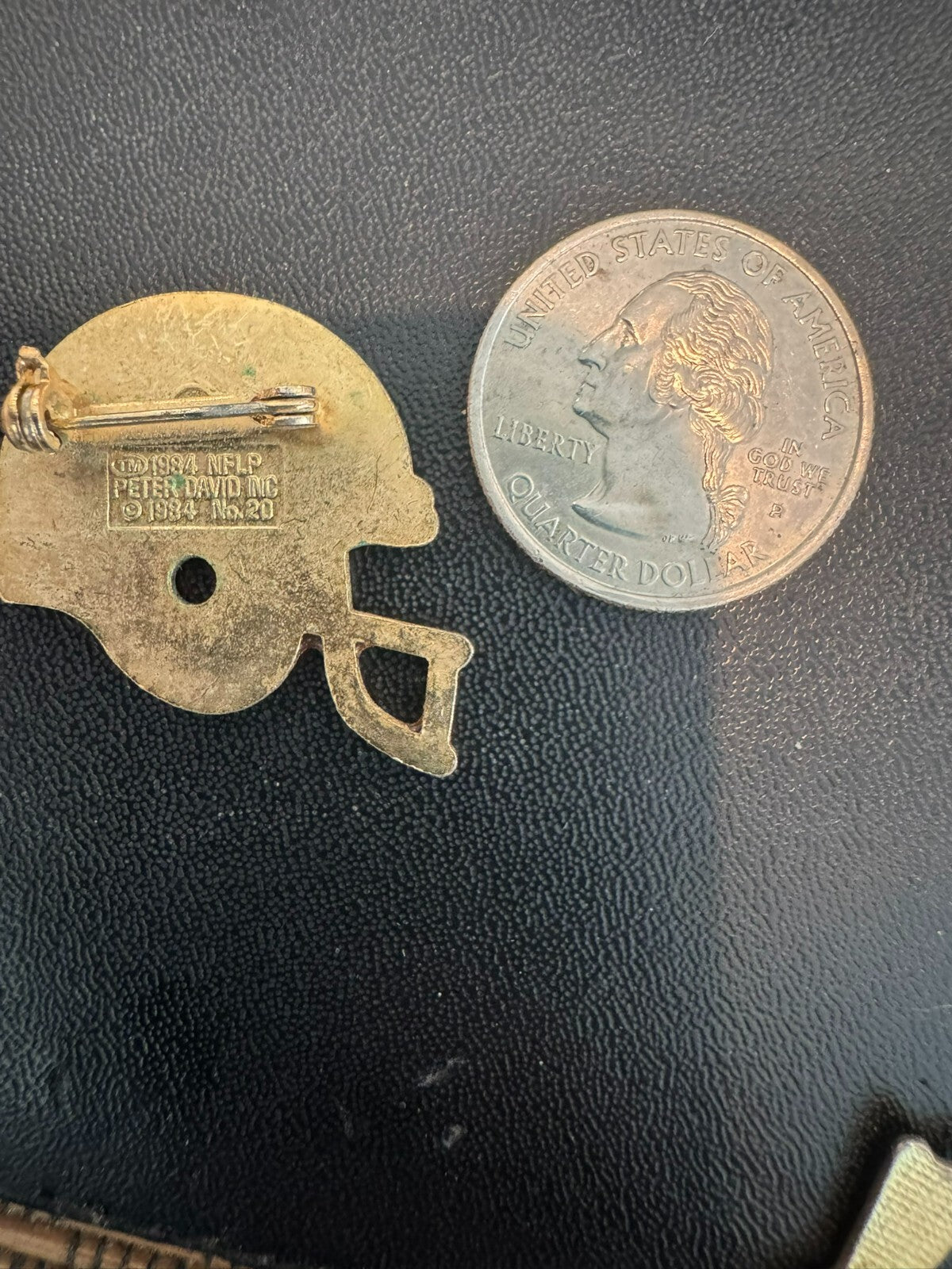 1984 Peter David Chicago Bears Helmet Lapel Pin