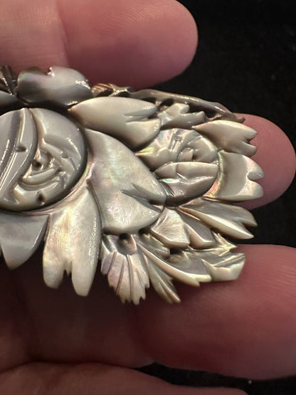 Antique Mother Of Pearl Carved Floral Victorian Brooch Pin - Stunning - Estate