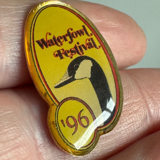 1996 WATERFOWL FESTIVAL EASTON MARYLAND GOOSE BIRD ENAMEL PIN SOUVENIR VTG