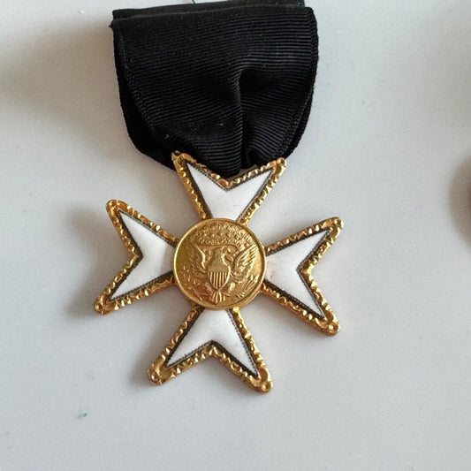 Vintage Knights Templar White & Gold US Eagle Medal Black Ribbon Knight Of Malta