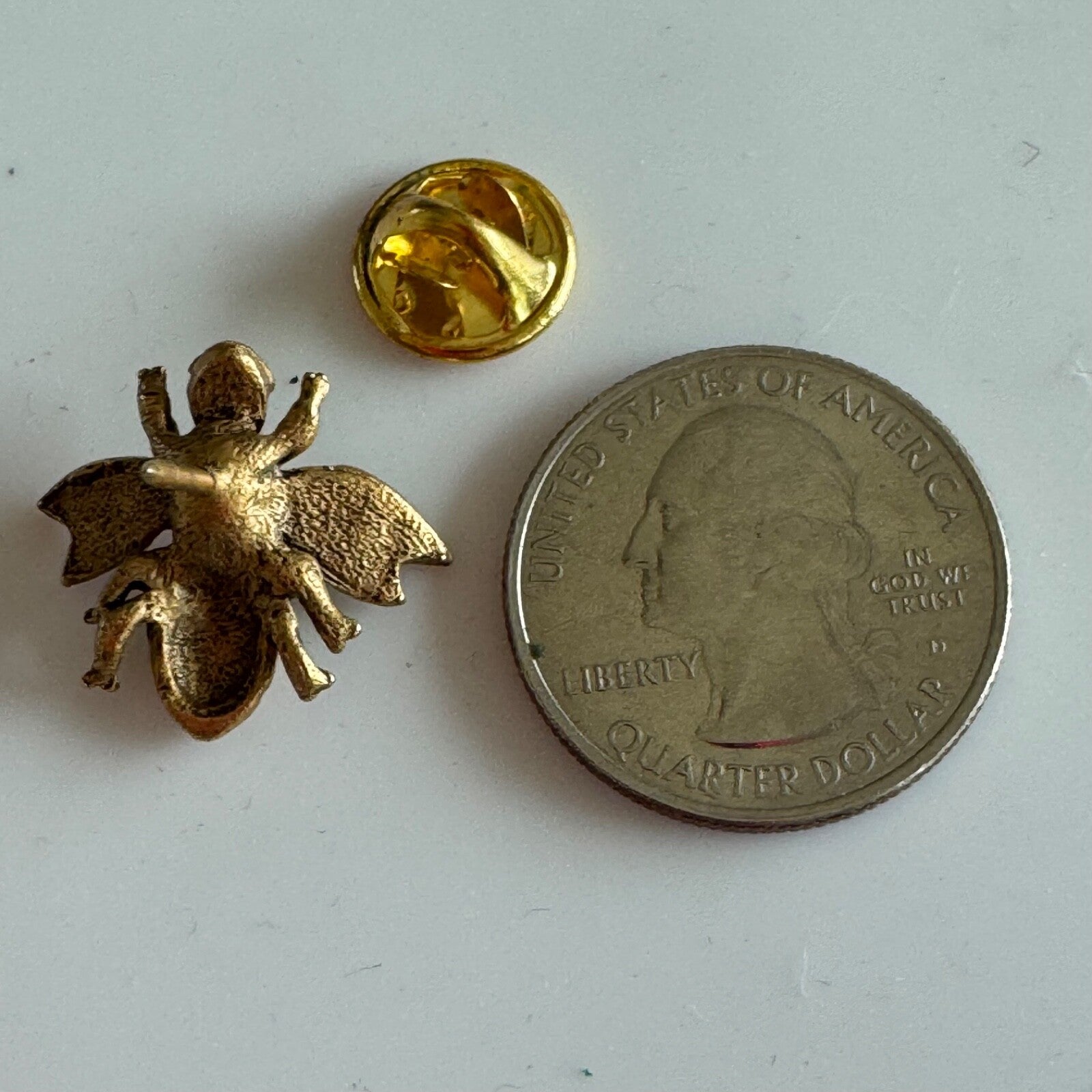 Antiqued Gold Bee Pin Tie Tack Brooch – Textured Insect Lapel Pin Nature Jewelry