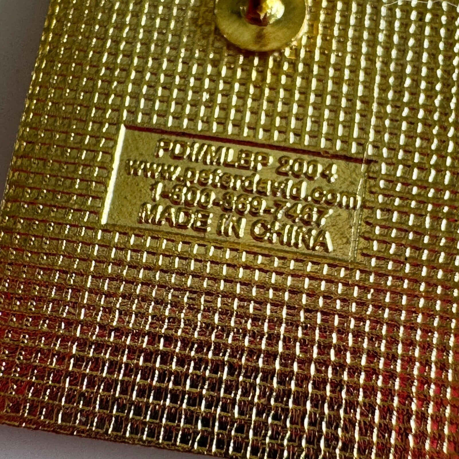 Vintage 2004 Cincinnati Reds Hall of Fame Pin – World Series Years Tribute