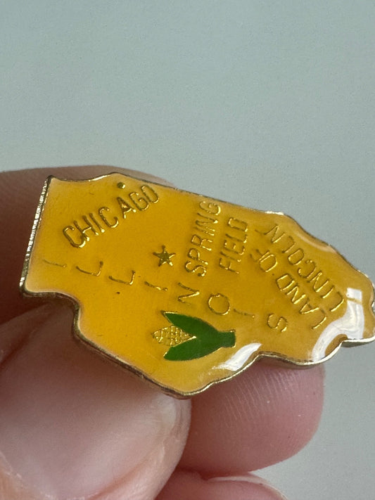 Vintage Illinois State Map Enamel Pin Land of Lincoln Chicago Springfield Corn