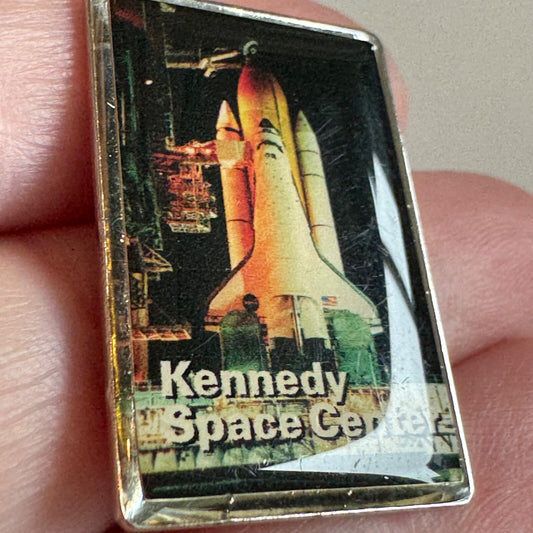 Vintage Kennedy Space Center Shuttle Photo‑Realistic Souvenir Lapel Pin