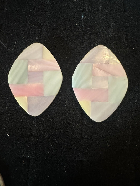 Avon Mother of Pearl Mosaic Pastel Colors Pierced Earrings in Original Box