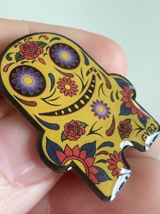 Amazon Peccy Colorful Sugar Skull Day of the Dead Dia de los Muertos Pin GYR2