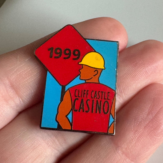 1999 Cliff Castle Casino Arizona Construction Worker Enamel Pin Hard Hat Theme