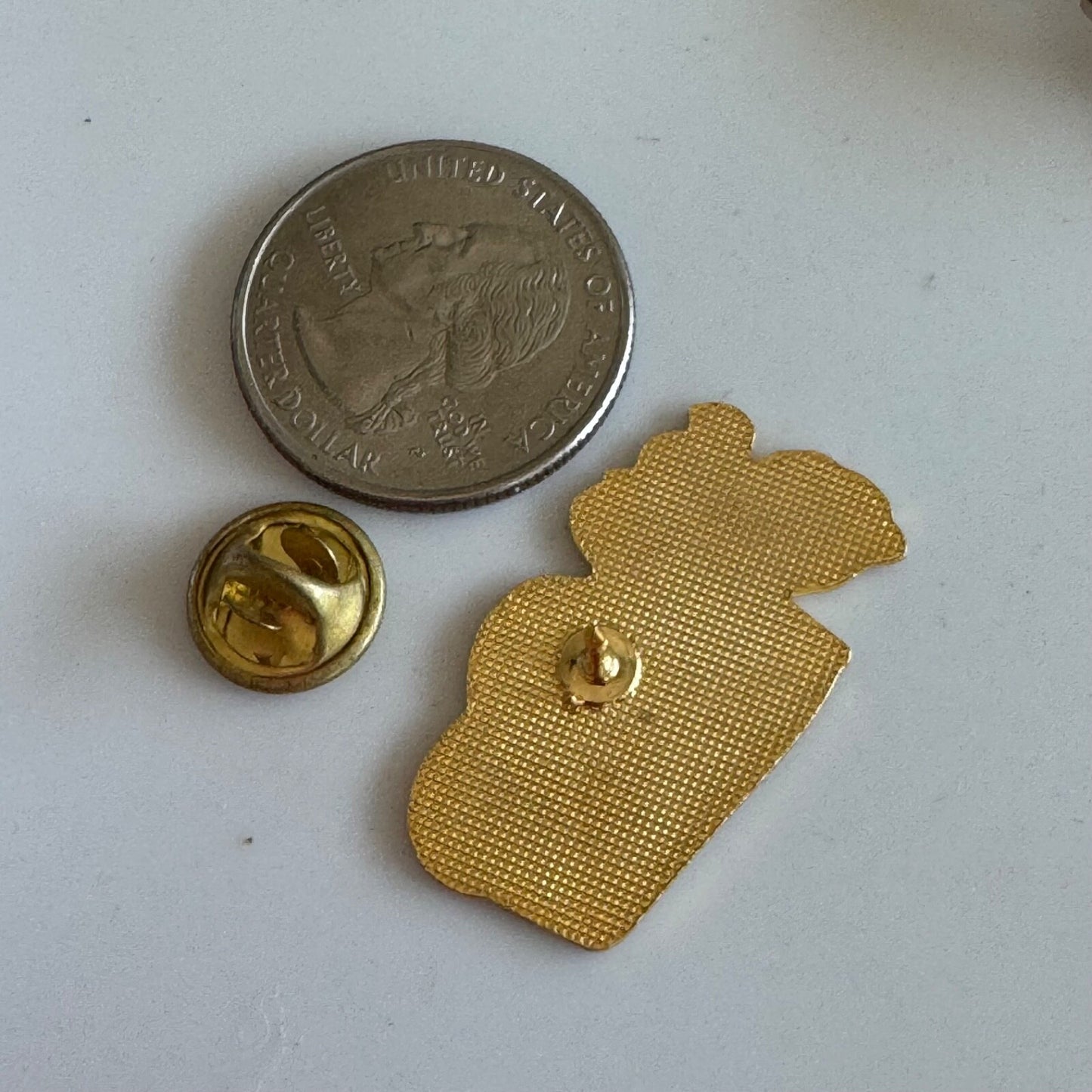 Vintage Sweetheart Bread 2002 Promotional Pin