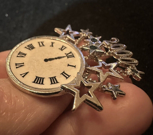 Y2K 2000 Rhinestone Pin Brooch Avon Millenium Clock Shooting star lapel pin