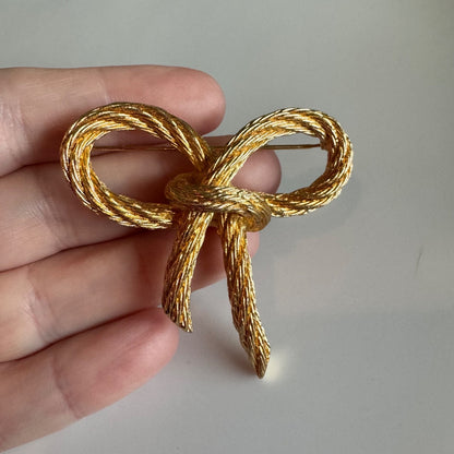 Vintage Christian Dior Gold Tone Bow Brooch – Textured Rope Style Pin