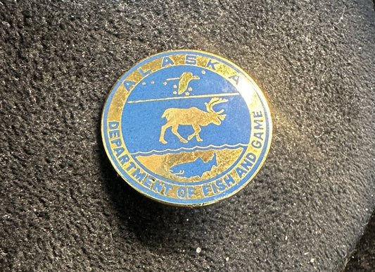 ALASKA DEPARTMENT OF FISH AND GAME Lapel Pin / Brand New / sealed in plastic bag