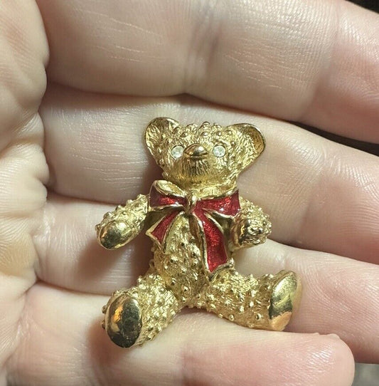 Avon Teddy Bear Brooch Pin Gold Tone Figural Sparkly Red Enamel Bow Rhinestone