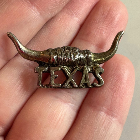 Vintage Texas Longhorn Horns Souvenir Tourist Lapel Pin 