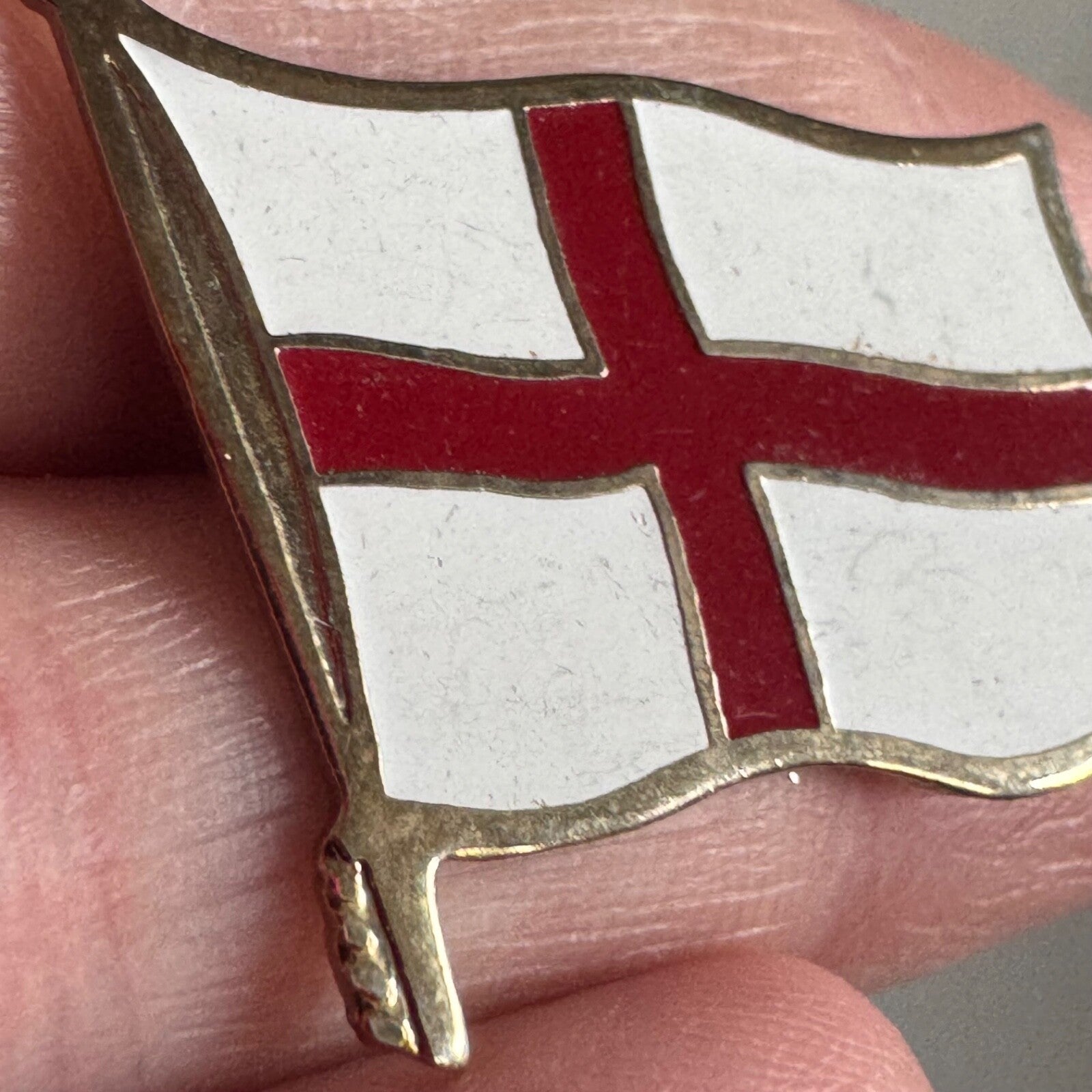 Vintage England Flag Lapel Pin UK Great Britain