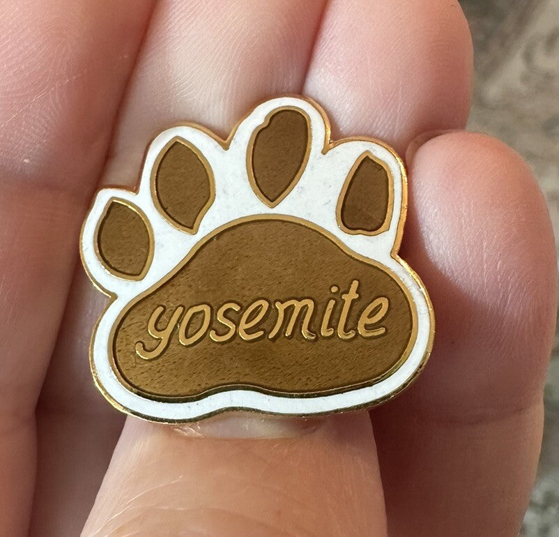 Yosemite Pinnacle Designs Vintage Pin Lapel Paw Print