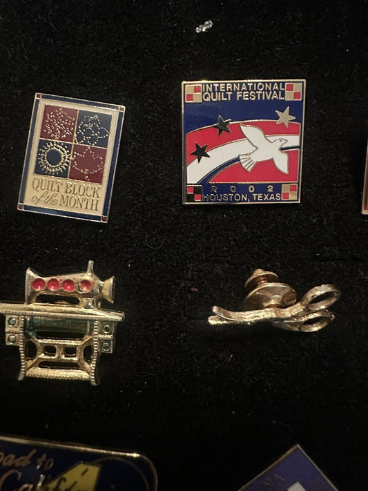 Vintage Quilt Show Souvenir Pins Guild AQS Show Odyssey Festival International