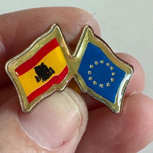 Vtg Spain & European Union Crossed Flags Friendship Enamel Lapel Pin Tie Tack EU