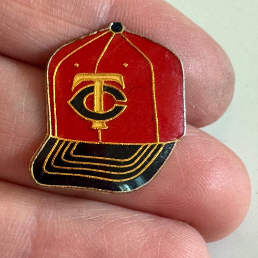 Minnesota Twins “TC” Red Baseball Cap Enamel Lapel Hat Pin MLB Vintage